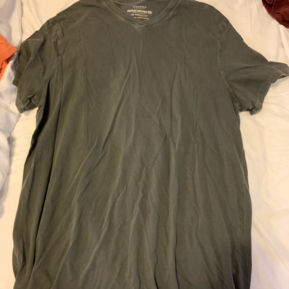 Men’s V neck!